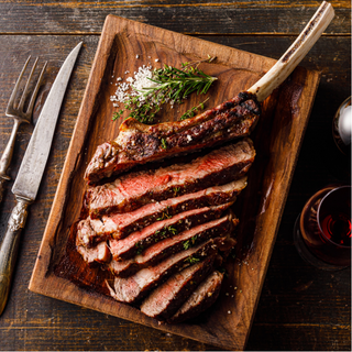 Tomahawk Steak Tova - Long Rib Platinum